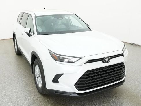 New 2026 Toyota Grand Highlander XLE image 21