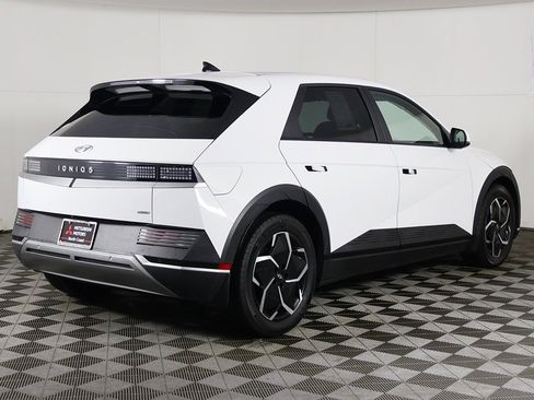 Used 2023 Hyundai Ioniq 5 SEL w/ Cargo Package image 9