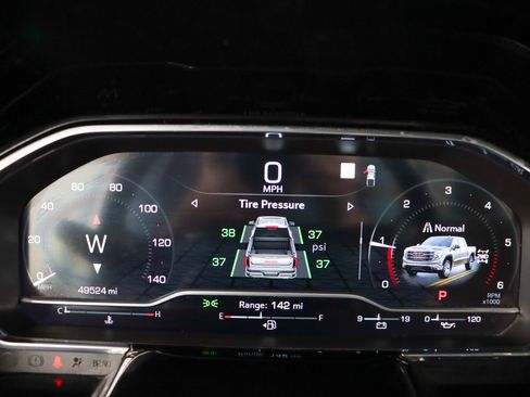 Used 2022 GMC Sierra 1500 Elevation w/ LPO, Elevation Black Package image 17