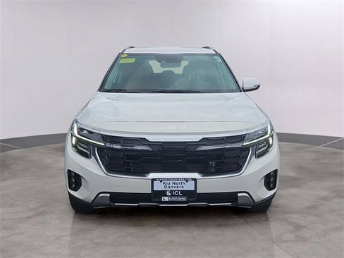 Certified 2024 Kia Seltos SX w/ SX Sunroof Package image 2