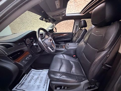 Used 2018 Cadillac Escalade Premium Luxury image 23