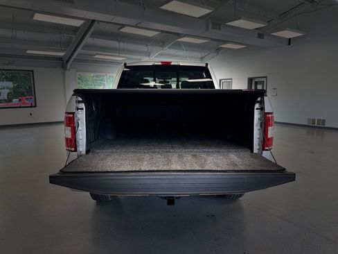 Used 2019 Ford F150 XLT w/ Equipment Group 302A Luxury AWD/4WD image 31