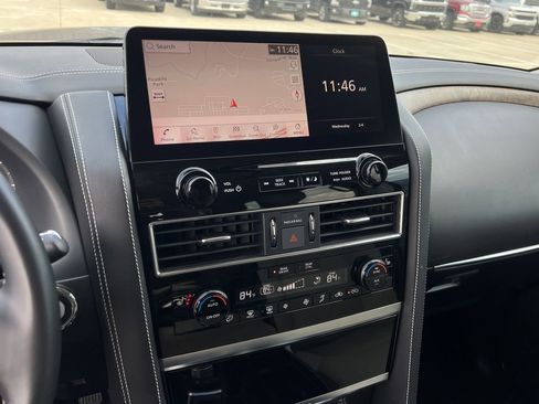 Used 2023 INFINITI QX80 Premium Select w/ All-Season Package image 15