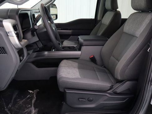 New 2026 Ford F250 XLT w/ XLT Premium Package image 14