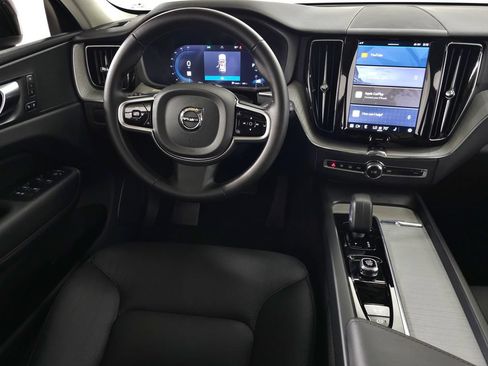 Certified 2025 Volvo XC60 B5 Plus AWD/4WD image 20