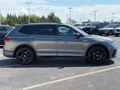 Certified 2024 Volkswagen Tiguan SE R-Line