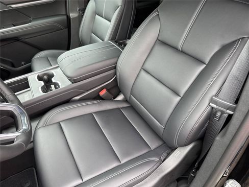 New 2026 GMC Acadia Elevation w/ Elevation Premium Package FWD image 11