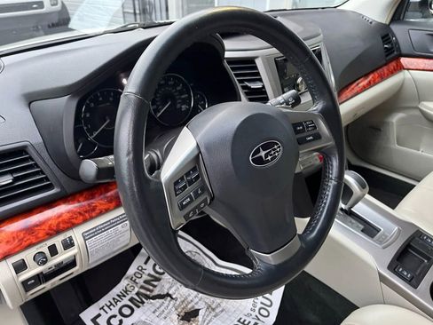 Used 2012 Subaru Outback 3.6R Limited w/ Moonroof Pkg image 19