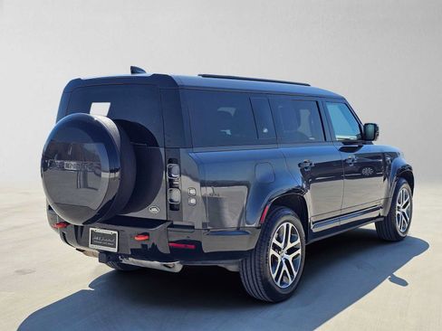 Used 2023 Land Rover Defender 130 X AWD/4WD image 5