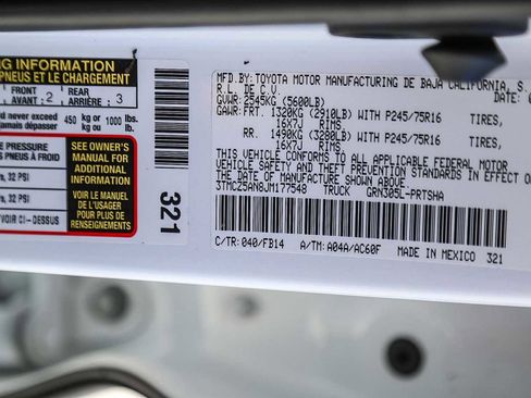 Certified 2018 Toyota Tacoma SR image 27