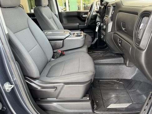 Used 2022 Chevrolet Silverado 1500 Custom Trail Boss image 16