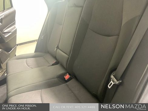 Used 2025 Toyota RAV4 XLE FWD image 26