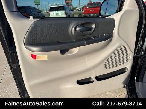 Used 2002 Ford F150 Lightning image 45