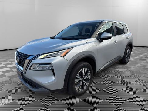 Used 2022 Nissan Rogue SV image 7