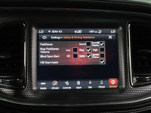 Used 2020 Dodge Challenger SRT Hellcat w/ Plus Package RWD image 19