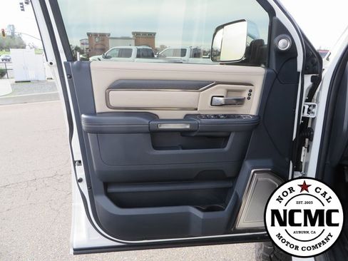 Used 2022 RAM 3500 Limited image 23