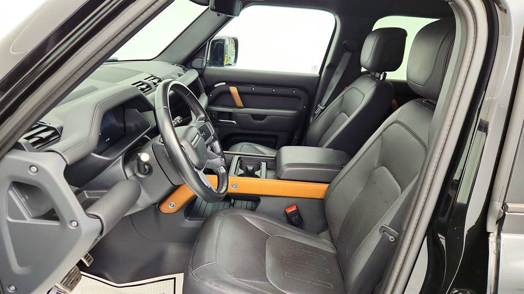 Used 2023 Land Rover Defender 110 X AWD/4WD image 23