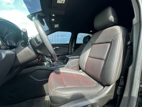 Used 2021 Chevrolet Blazer RS w/ LPO, Sport Package image 2