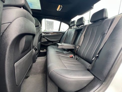 Used 2023 BMW 530e xDrive 530e iPerformance image 20