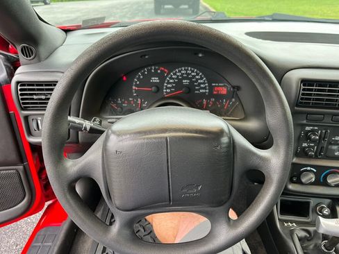 Used 2000 Chevrolet Camaro LT RWD image 25