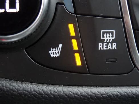 Used 2020 Chevrolet Equinox LT w/ Driver Convenience Package FWD image 28