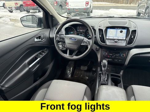 Used 2019 Ford Escape SE image 11