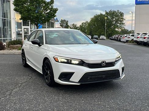 Used 2024 Honda Civic Sport image 1