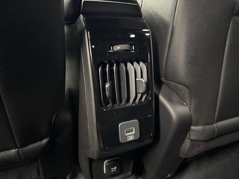 New 2025 Jeep Compass Limited w/ Sun & Sound Group image 13