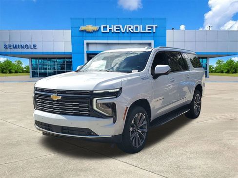 New 2026 Chevrolet Suburban High Country w/ Sun And Tow Package RWD image 2