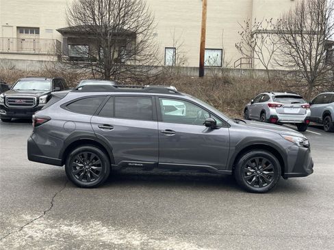 Certified 2024 Subaru Outback Onyx Edition image 6