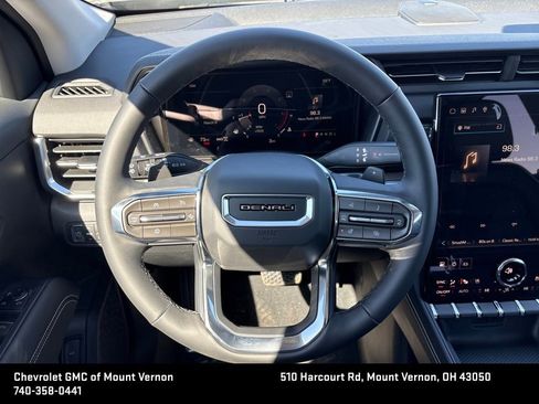 New 2026 GMC Terrain Denali w/ LPO, Black Badging Package image 15