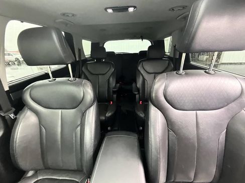 Used 2020 Hyundai Palisade SEL w/ Premium Package FWD image 38