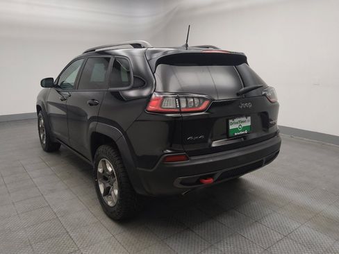 Used 2019 Jeep Cherokee Trailhawk AWD/4WD image 5