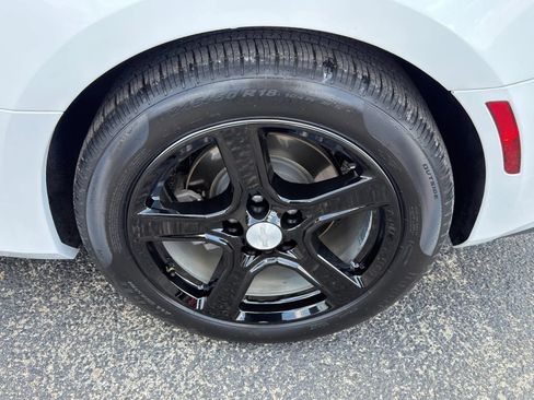Used 2023 Chevrolet Camaro LT RWD image 10