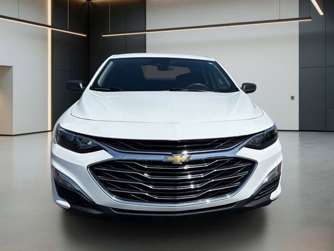Used 2023 Chevrolet Malibu LS FWD image 4
