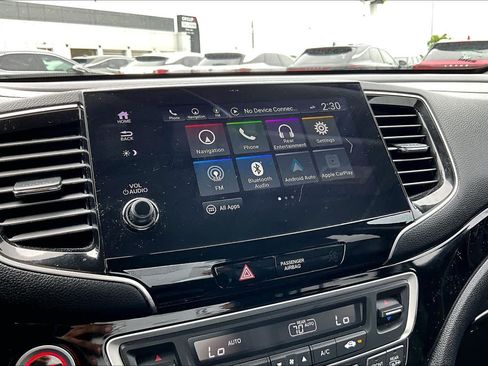 Used 2022 Honda Pilot Touring image 34