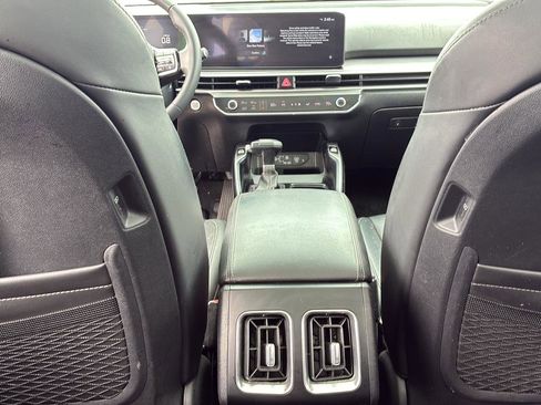 Used 2024 Kia Sorento S w/ Panoramic Sunroof Package AWD/4WD image 26