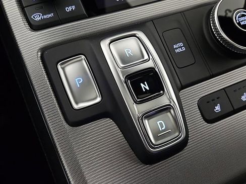 Used 2023 Hyundai Palisade Calligraphy image 15