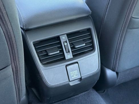 Used 2019 Honda Clarity Plug-In Hybrid image 16