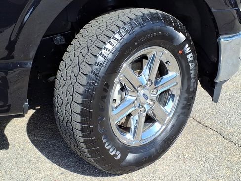 Certified 2025 Ford F150 XLT w/ Equipment Group 301A Standard AWD/4WD image 9