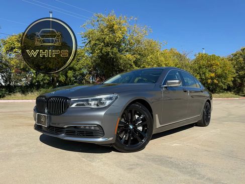 Used 2018 BMW 750i xDrive image 1