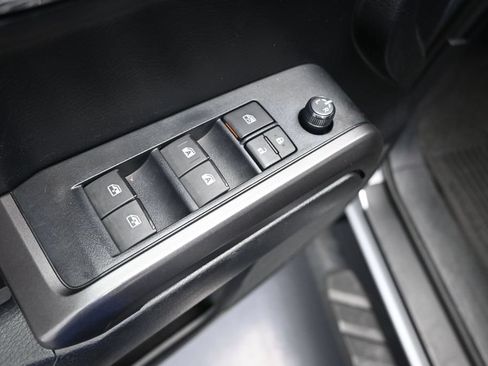 Used 2021 Toyota Tacoma TRD Sport AWD/4WD image 19