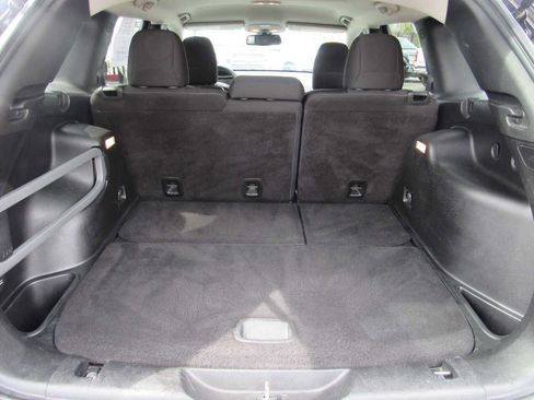 Used 2016 Jeep Cherokee Latitude image 8