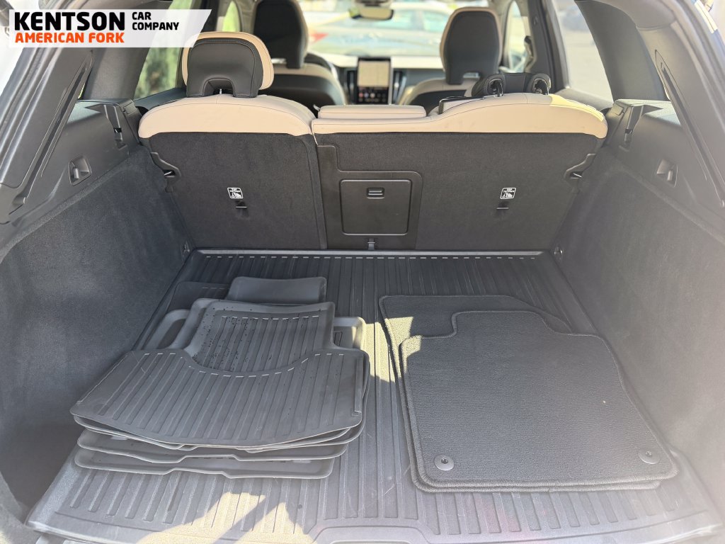 Used 2026 Volvo XC60 B5 Plus AWD/4WD image 34