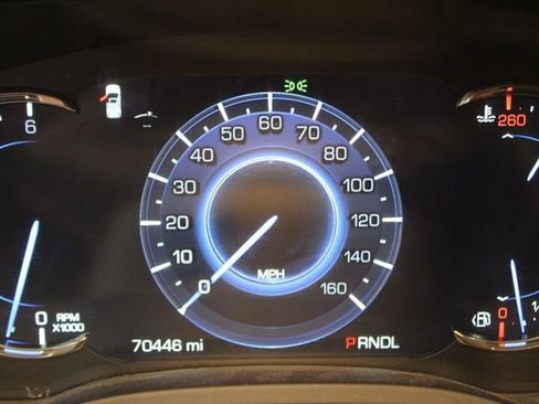Used 2018 Cadillac Escalade Platinum AWD/4WD image 28
