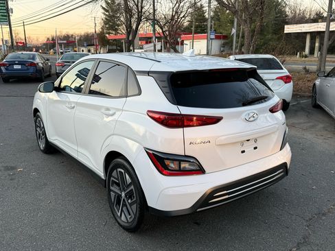 Used 2023 Hyundai Kona SEL image 4
