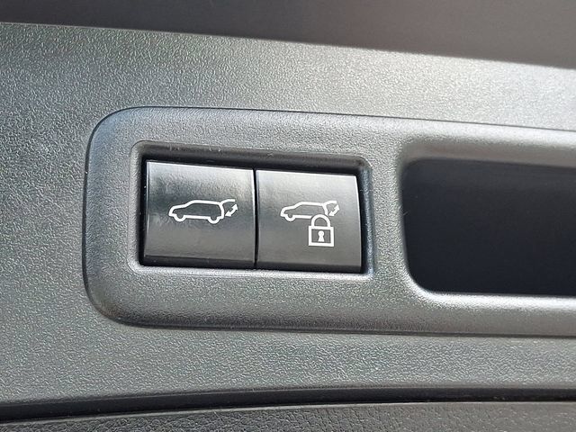 Used 2024 Lexus UX 250h F Sport AWD/4WD image 31