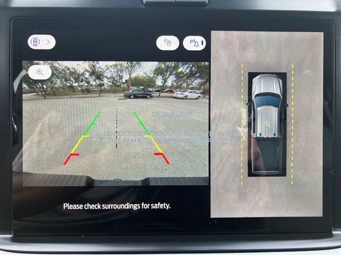 New 2026 Ford F250 XLT w/ XLT Premium Package image 24