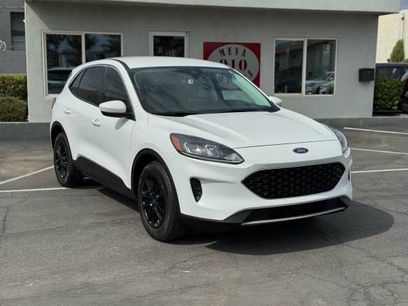 Used 2021 Ford Escape SE w/ Convenience Package