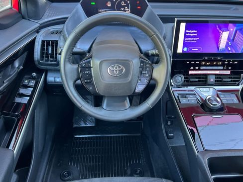 Used 2023 Toyota bZ4X FWD image 15